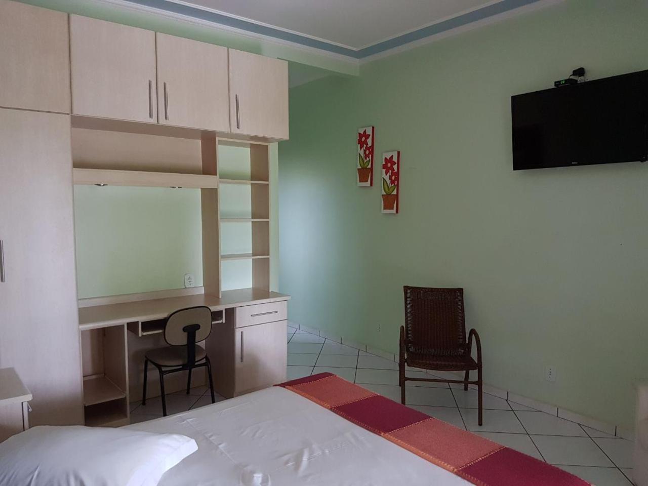 Hotel E Pousada Recanto Do Rio Pardo Sao Jose do Rio Pardo Ruang foto